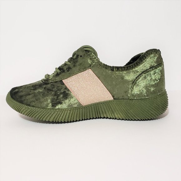Green Velvet Forward Racer Thick Sole Sneaker - Picture 2 of 6
